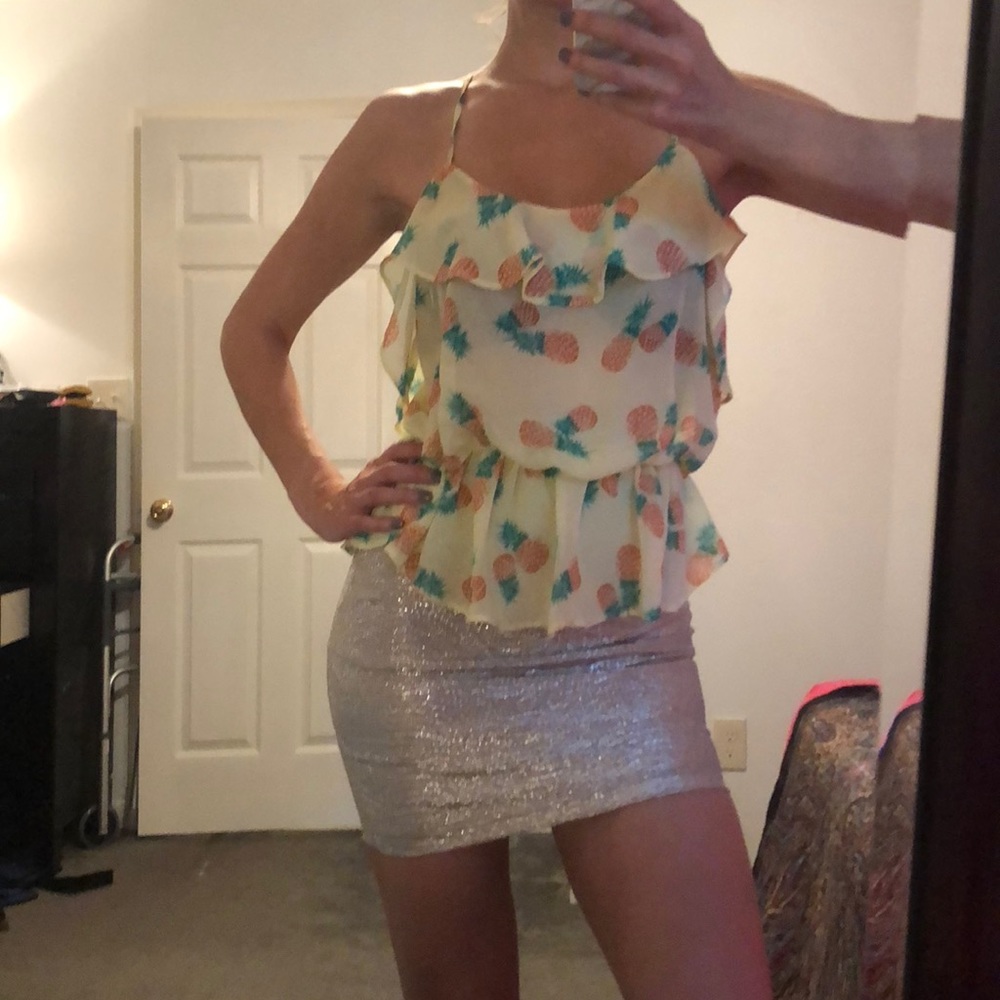 🍍 ADORABLE pineapple shirt🍍
